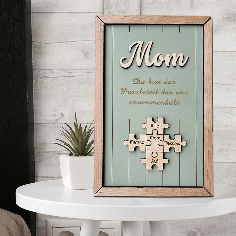 Personalisiertes Holzpuzzle Rahmen Mit 1 Bis 8 Namen In Wunschfarbe Mit Gravur Mama Du Bist Das Teil Das Uns Zusammenhält