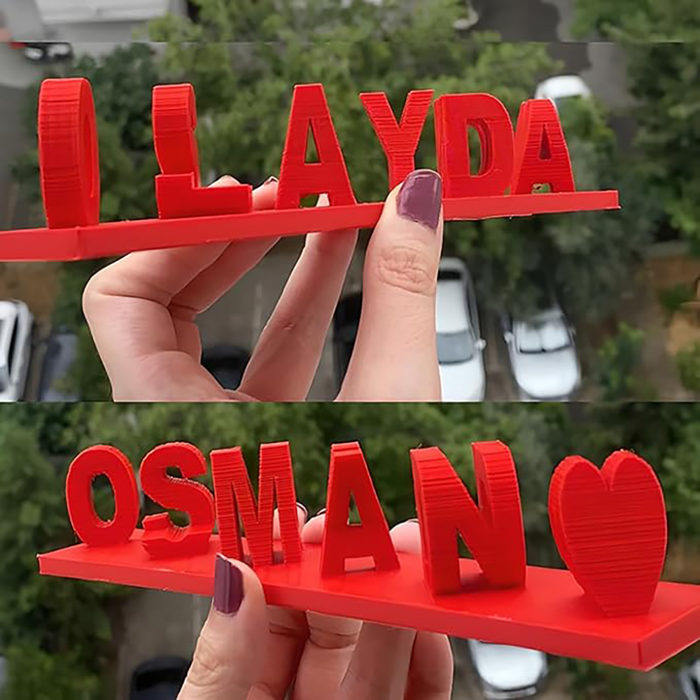 Maßgefertigte Doppelnamen-Illusions-Love 3D Gedruckte Personalisierte Wendeschrift Namensschild Beidseitig Anpassbare Wörterplatte