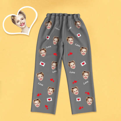 Weihnachtsgeschenk Personalisierter Schlafanzug mit Gesicht Foto und Rotem Herz Bequeme Nachtwäsche