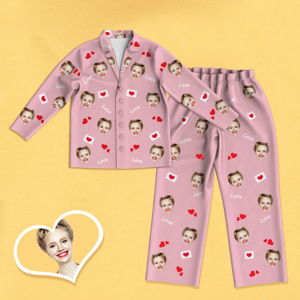 Weihnachtsgeschenk Personalisierter Schlafanzug mit Gesicht Foto und Rotem Herz Bequeme Nachtwäsche