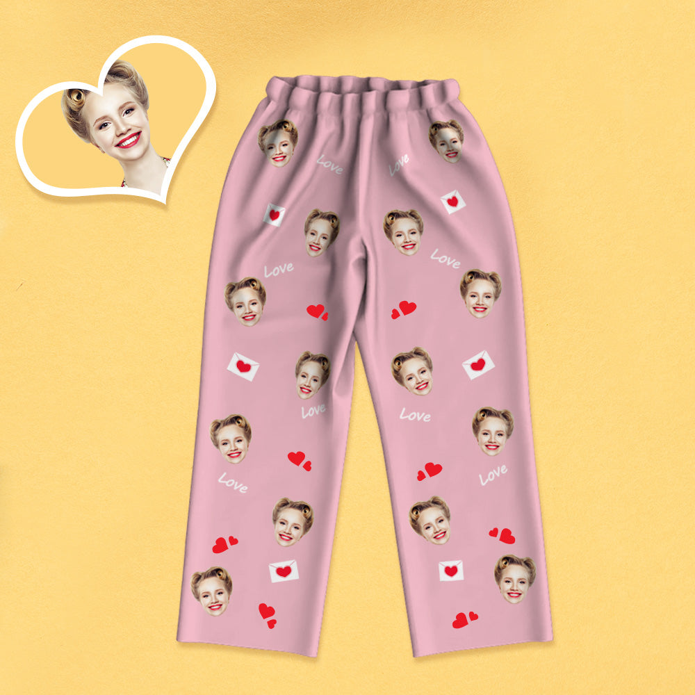 Weihnachtsgeschenk Personalisierter Schlafanzug mit Gesicht Foto und Rotem Herz Bequeme Nachtwäsche