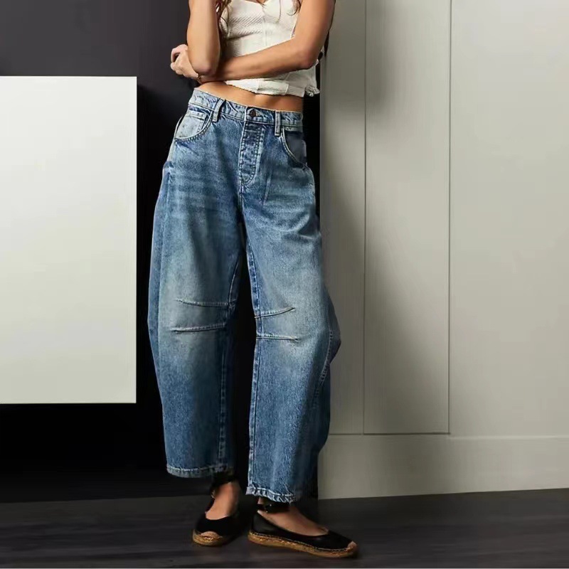 Mid-rise barrel jeans