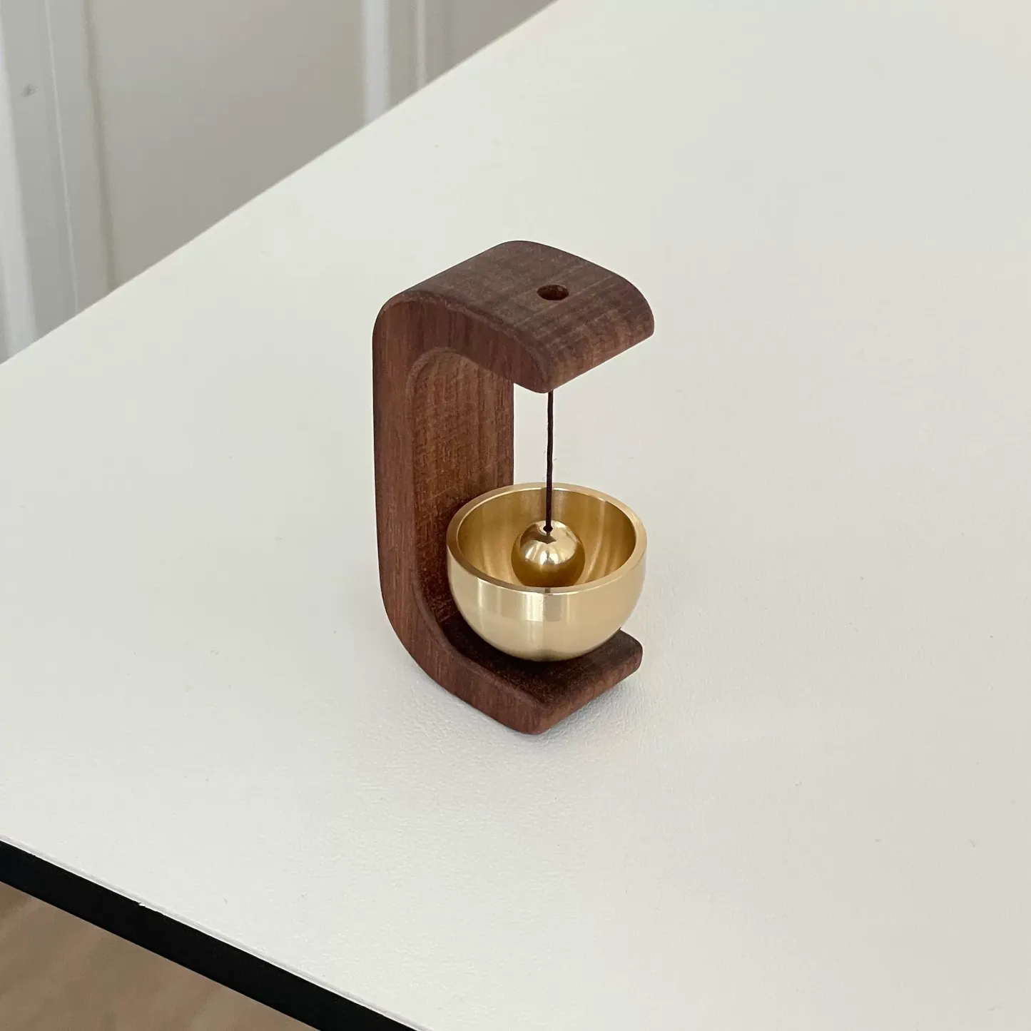 Magnetic wooden wind chime