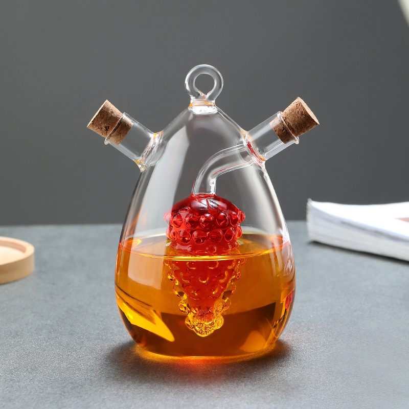 Grape-Shaped Double-Spout Glass Condiment Bottle: Where Art Meets Safety in Your Kitchen
