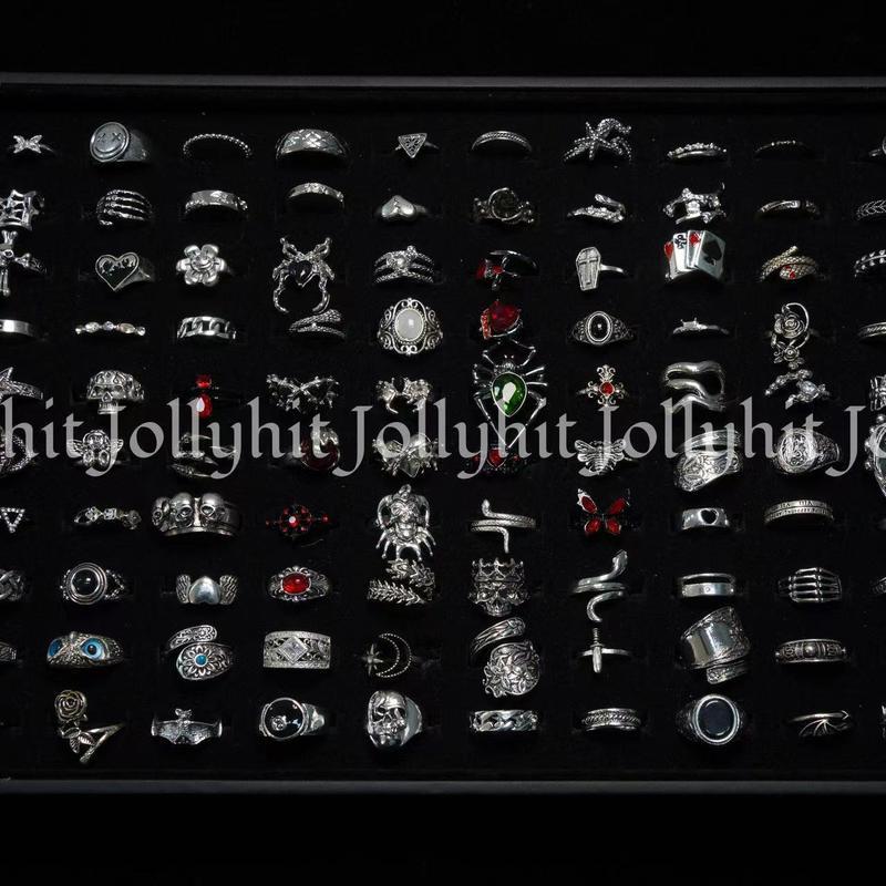 Unveil the Darkness – 🖤 Gothic Witch Mystery Jewelry Jar