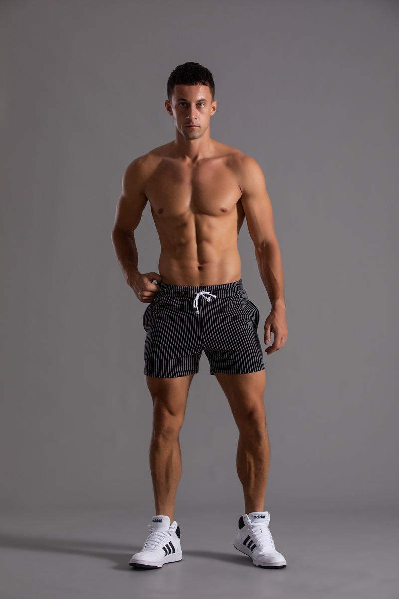 Super-Stretch Men's Workout Shorts Flexible Gym Shorts for Fitness