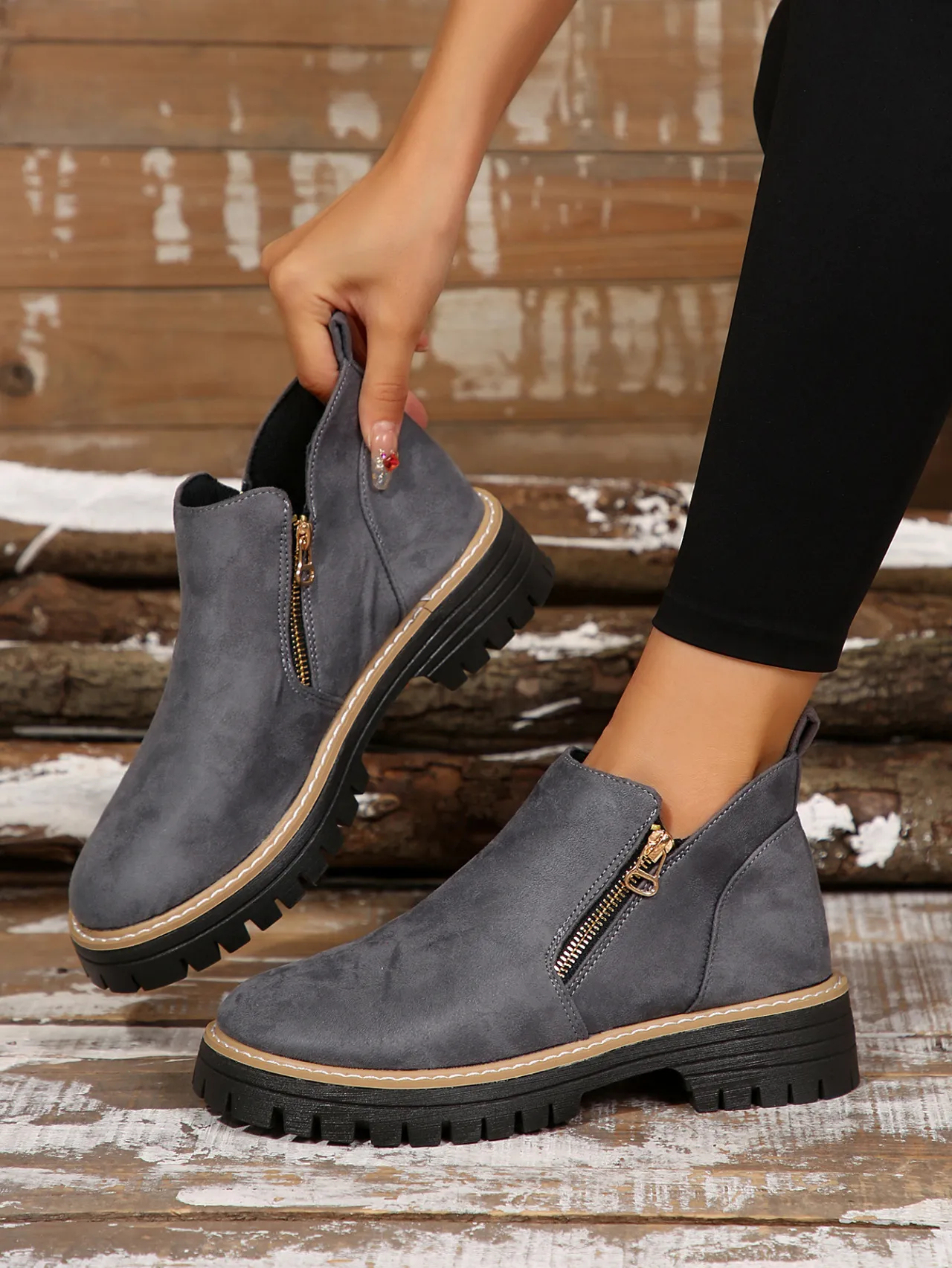 Women's Fashionable Solid Color Orthopedic Ankle Boots