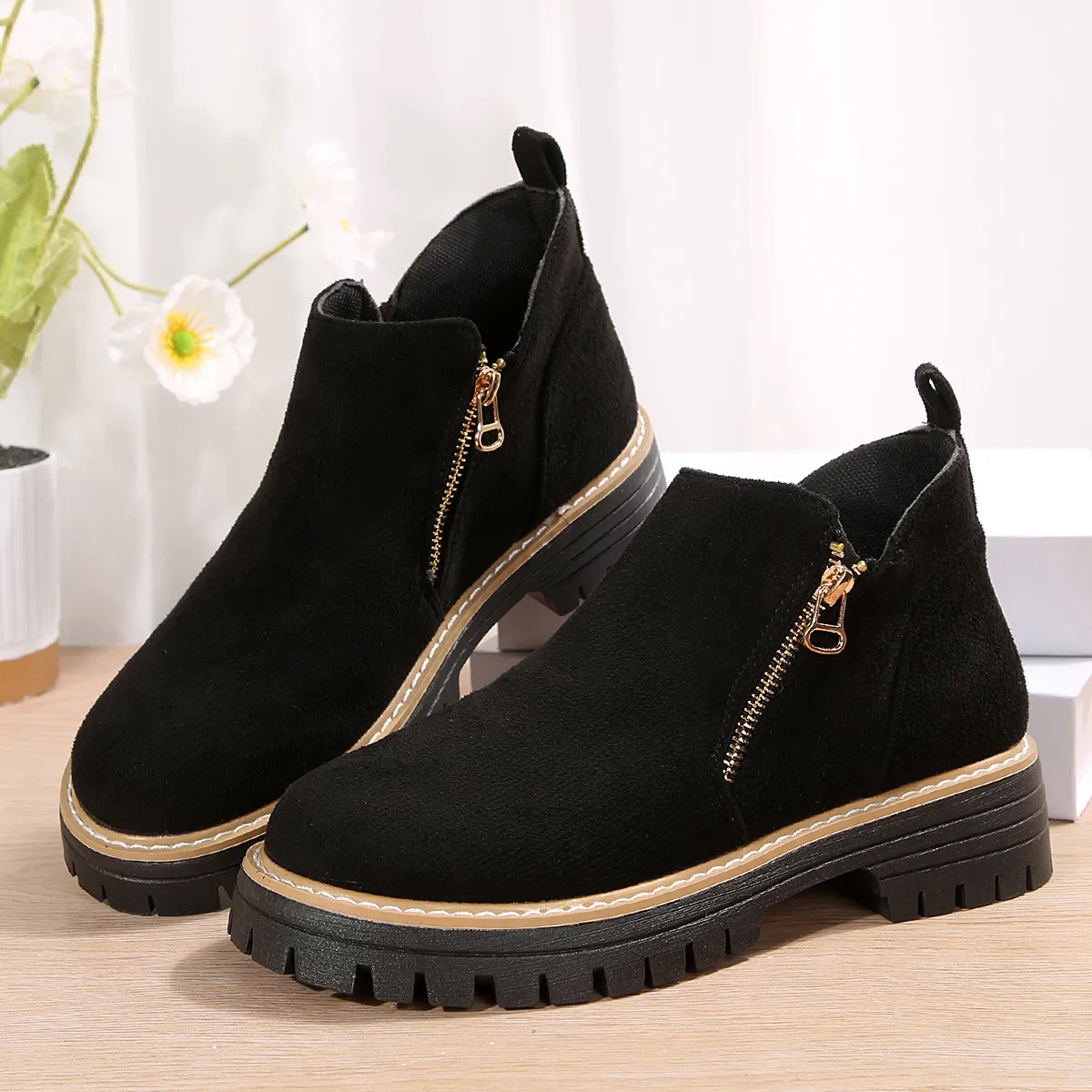 Women's Fashionable Solid Color Orthopedic Ankle Boots
