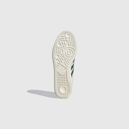 Handball Spezial "Chalk White Collegiate Green"