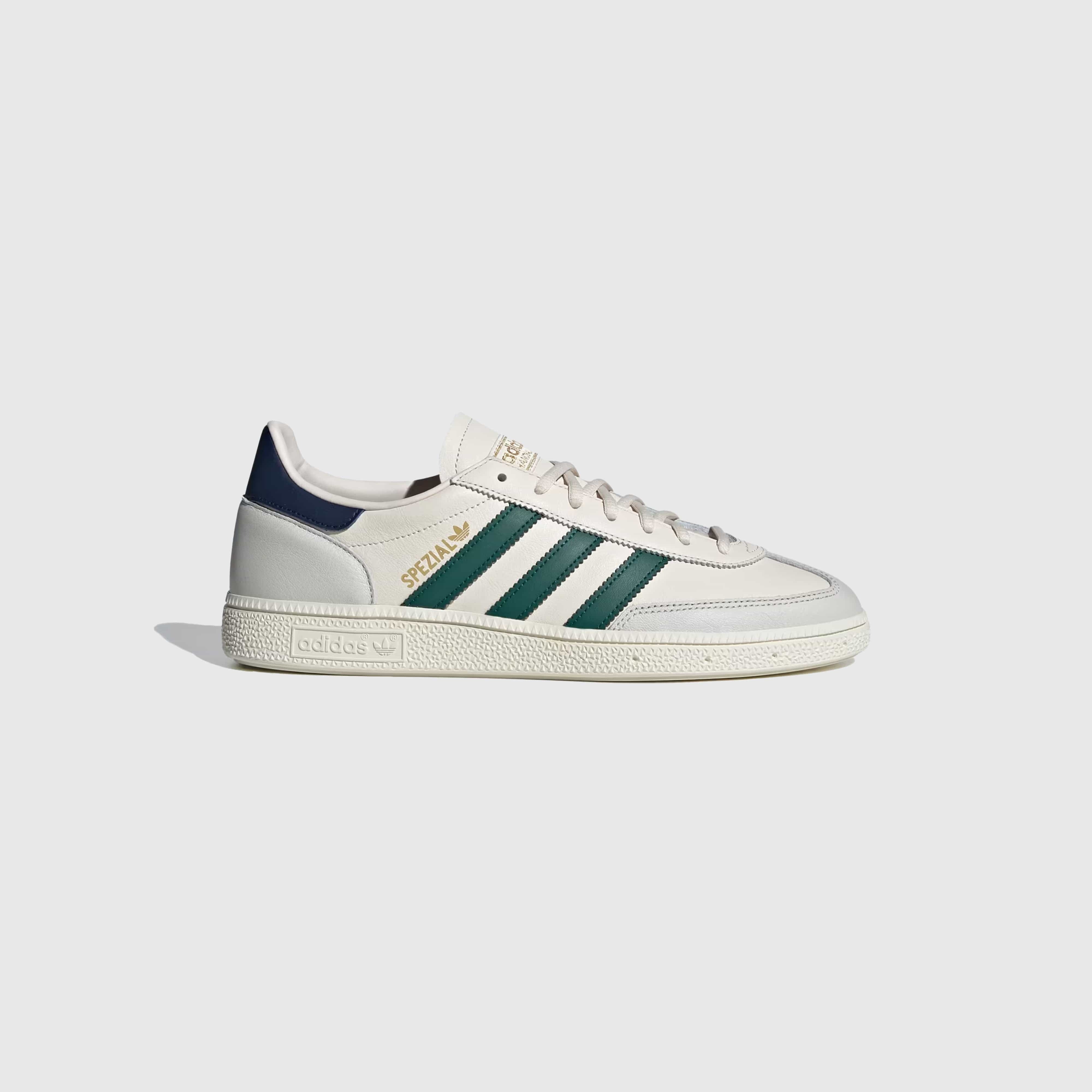Handball Spezial "Chalk White Collegiate Green"