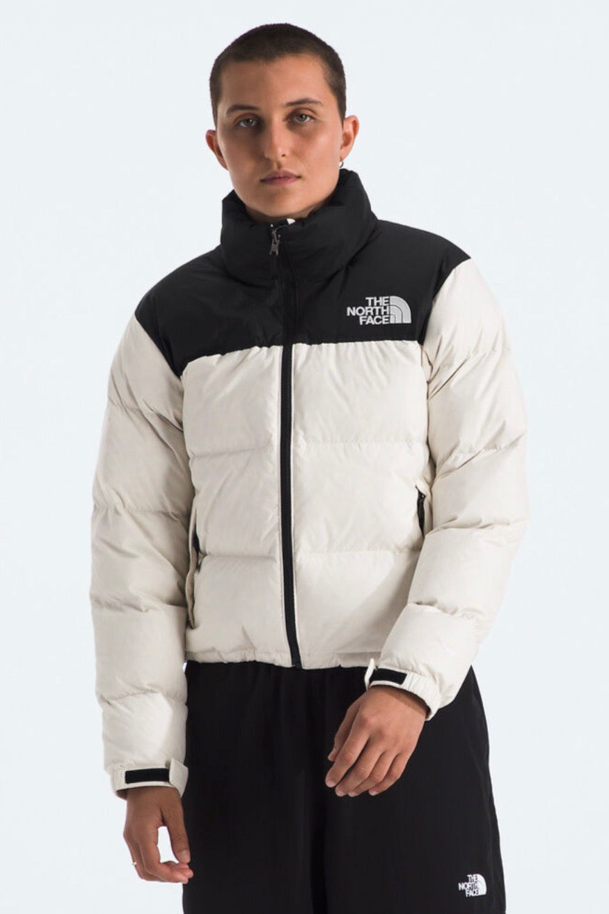 Tththe Nothtrth Fathtce Women's 1996 Retro Nuptse Jacket- White Dune/ Black