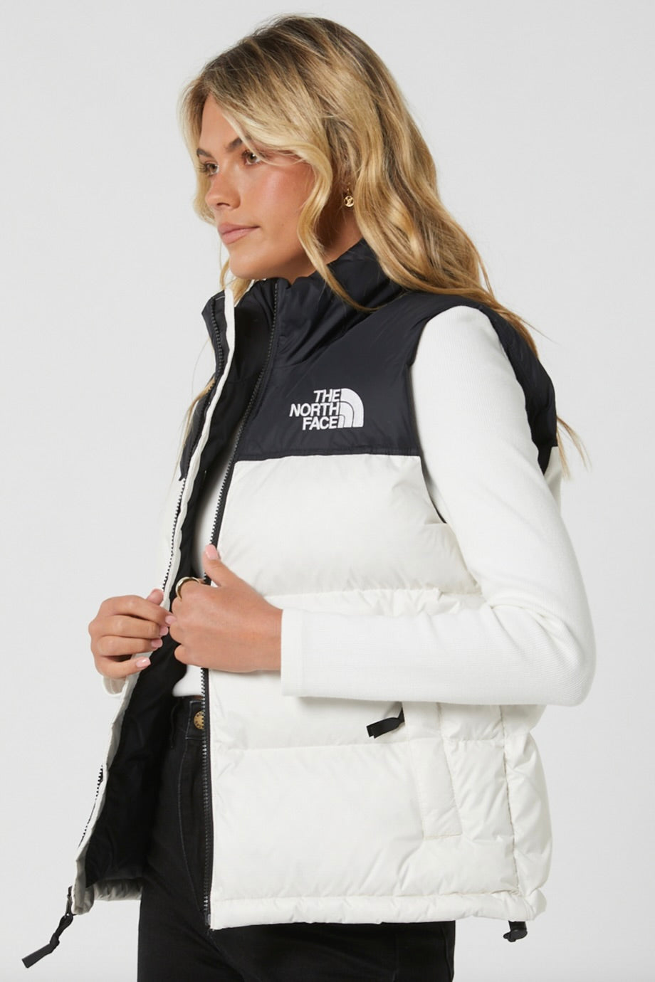 Tththe Nothtrth Fathtce Women's 1996 Nuptse Vest- White/ Black