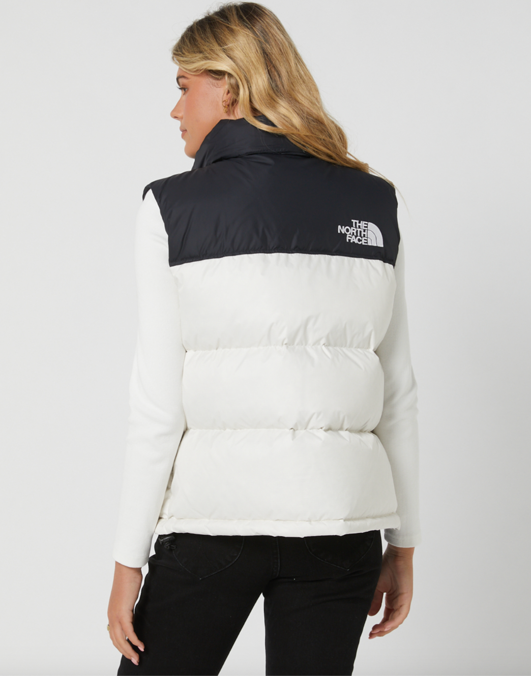 Tththe Nothtrth Fathtce Women's 1996 Nuptse Vest- White/ Black