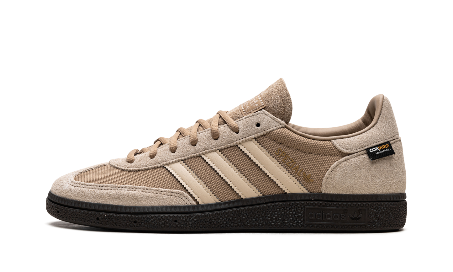 Handball Spezial "Cardboard Crystal Sand"