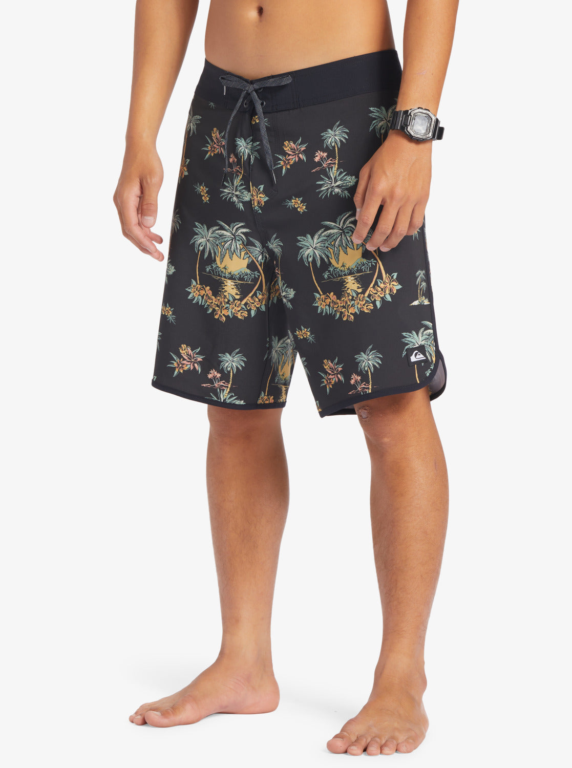 Surfsilk Scallop 19" Boardshorts - Black Palm Spritz