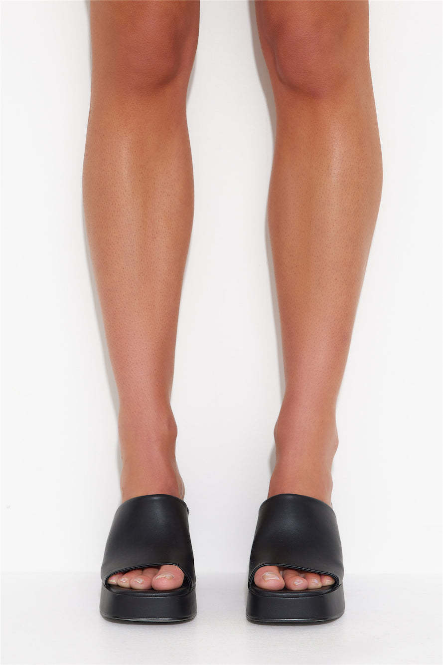 BILLINI Leslie Chunky Platform Mule Black