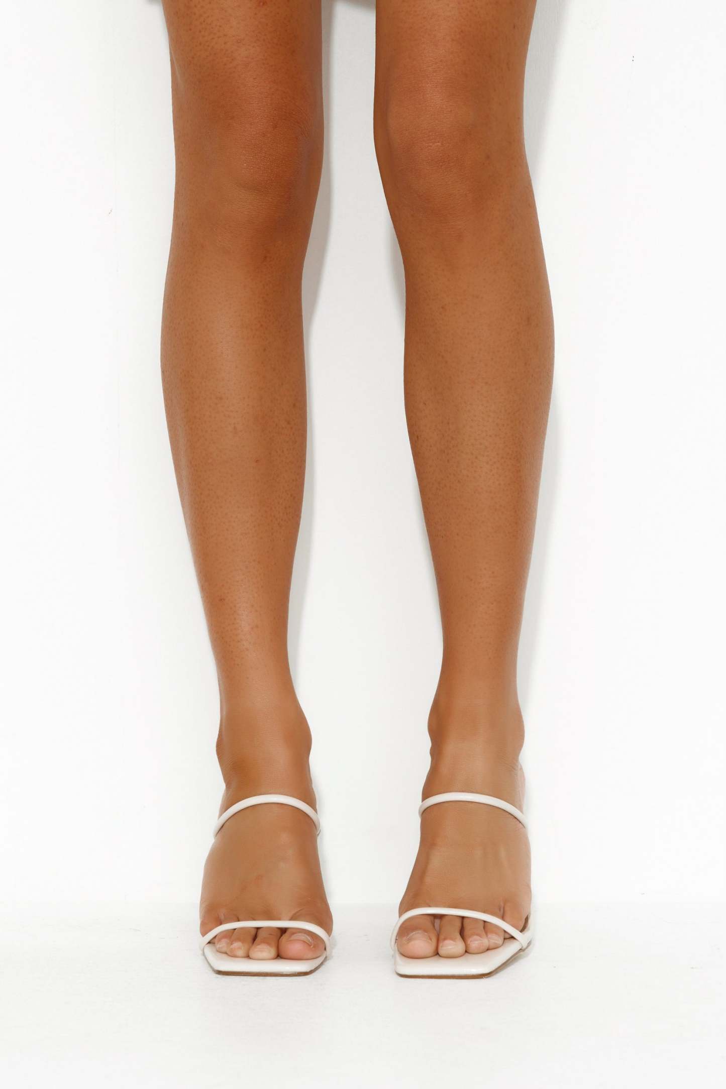 BILLINI Kamila Mule Chalk Crinkle Patent