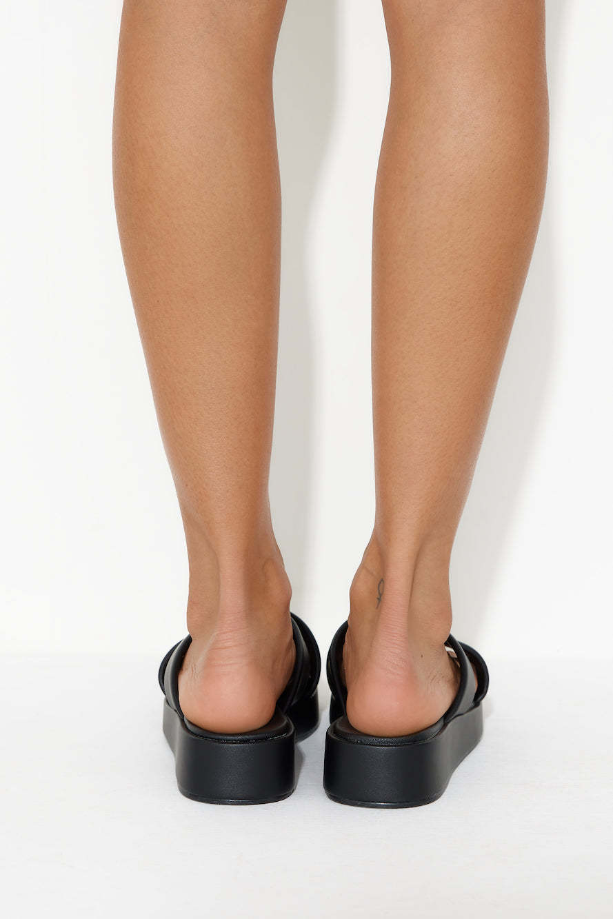 BILLINI Callen Slide Black