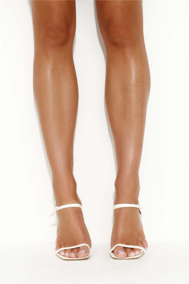 BILLINI Wilkie Heels Bone