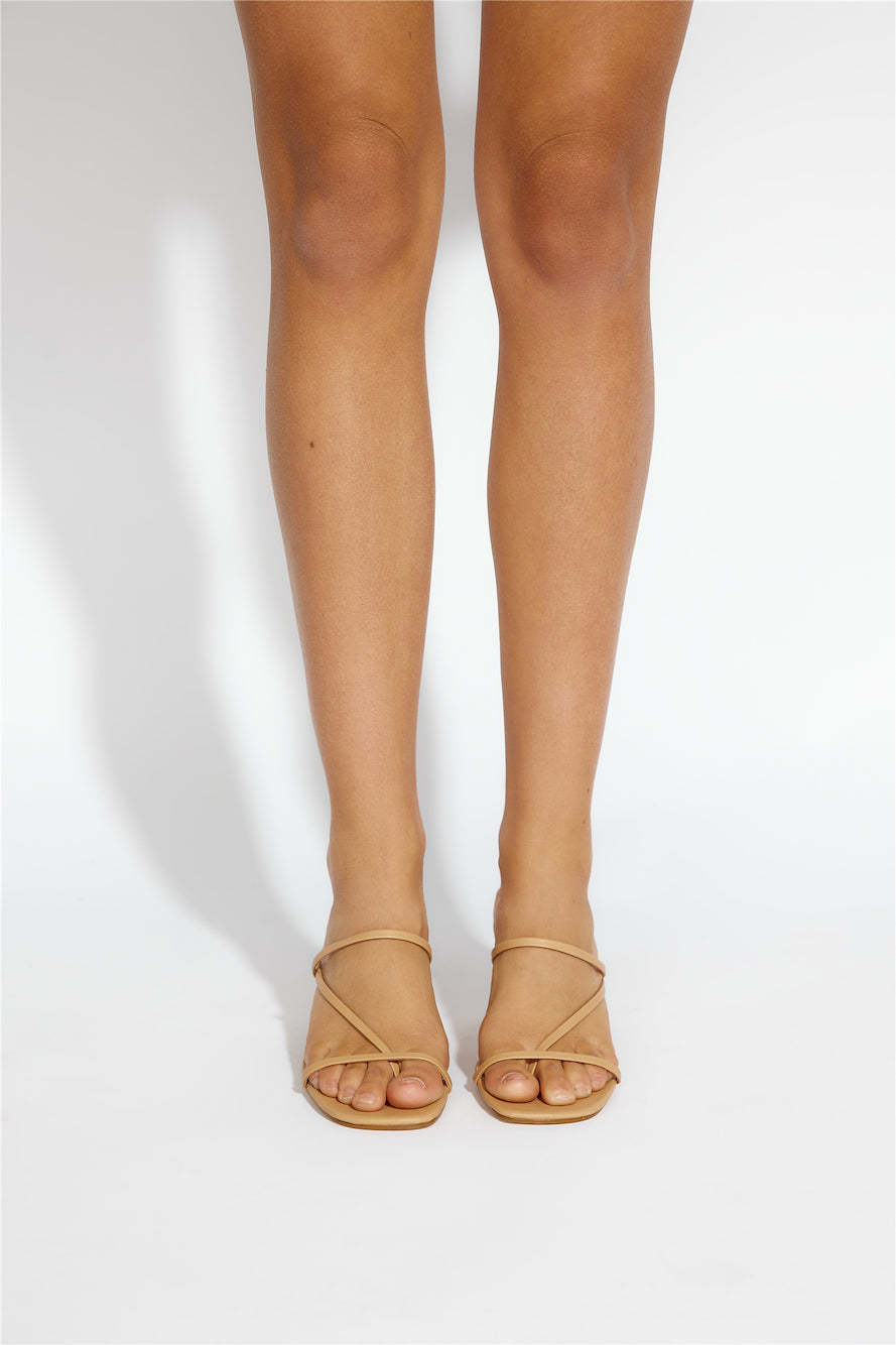 BILLINI Yolani Heels Desert