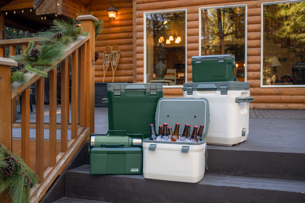 Adventure Easy Carry Outdoor Cooler 16 QT