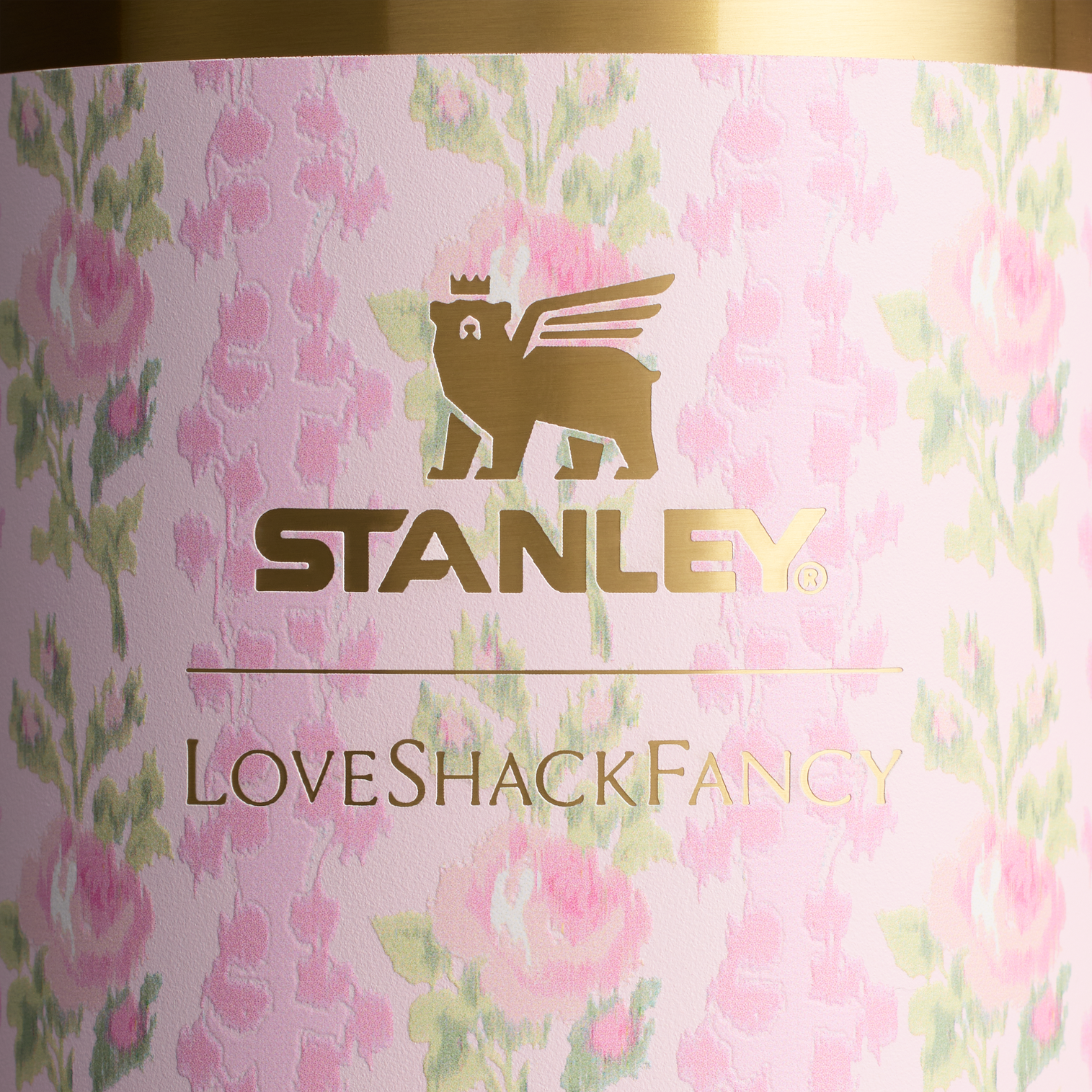 The Stanley x LoveShackFancy? Quencher 20 OZ (Vault)