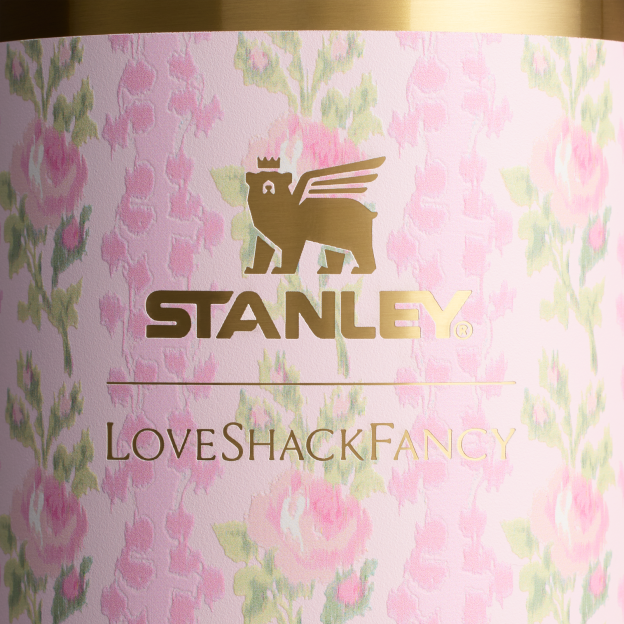 The Stanley x LoveShackFancy? Quencher 20 OZ (Vault)
