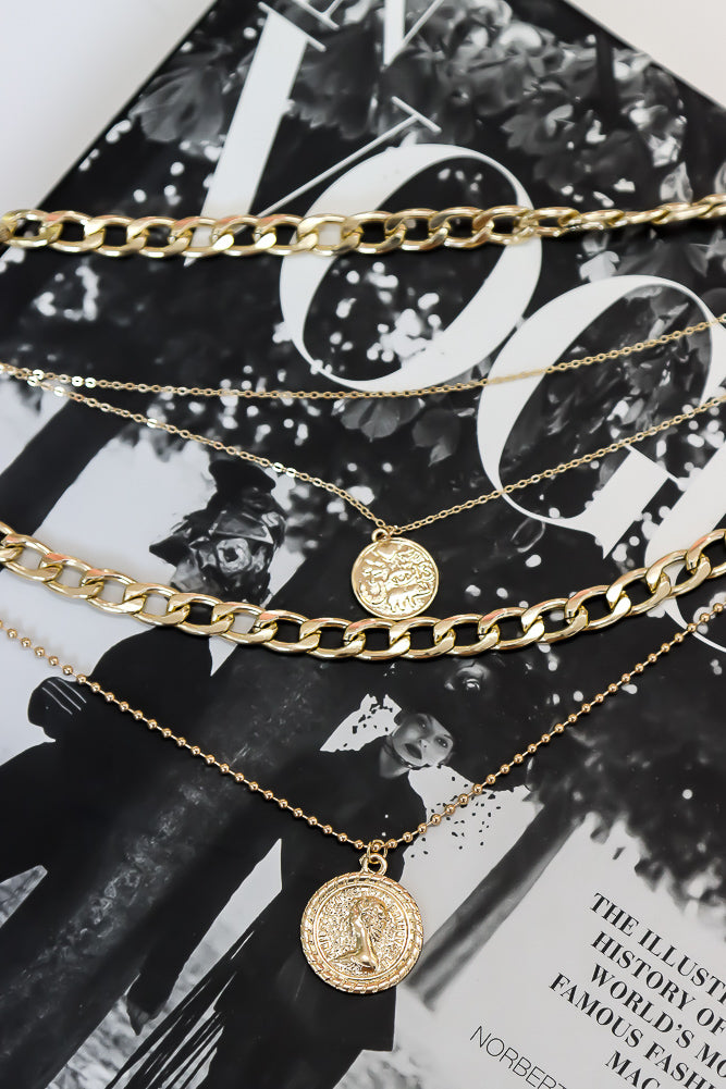 City Plaza Necklace Gold