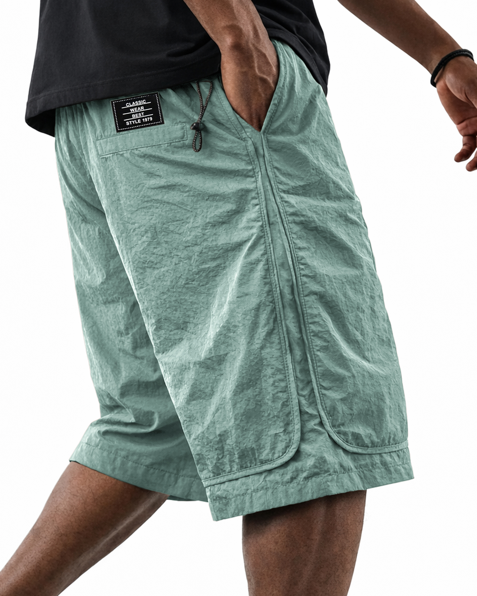 Outdoor Lightweight Quick-drying Multi-pocket Embroidered Label Shorts