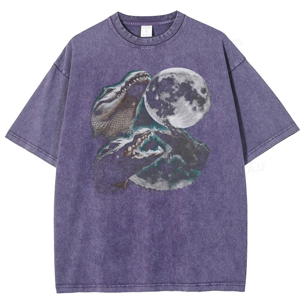Three Crocodiles Moon Vintage Y2K T-Shirt