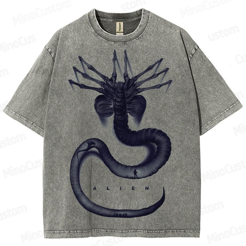 Alien Movie Xenomorph Graphic Washed T - Shirt