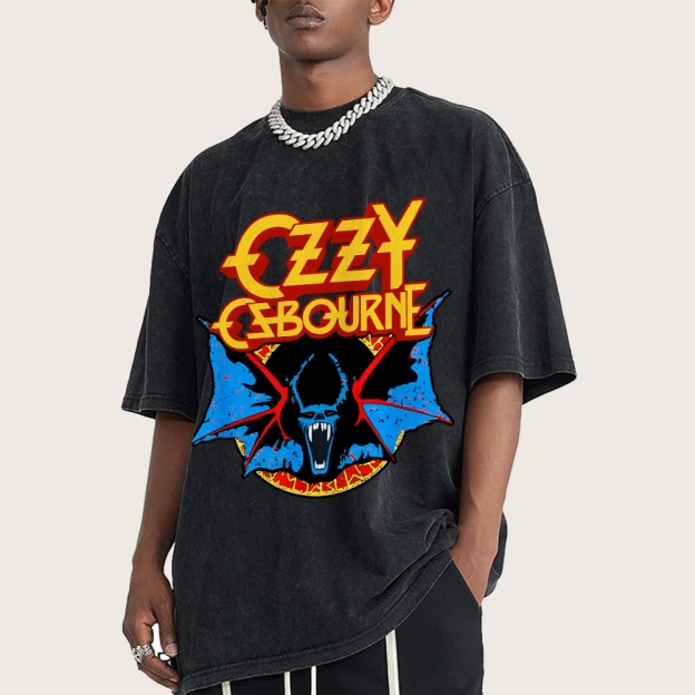 Classic Bat Vintage Distressed T-shirt