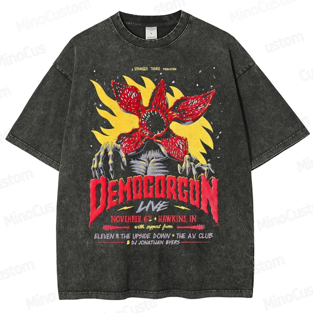 Stranger Things - Demogorgon Poster Batik  Washed T-Shirt 
