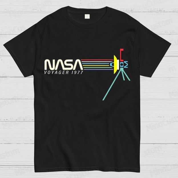 Retro NASA Voyager Spacecraft Geeky T-Shirt