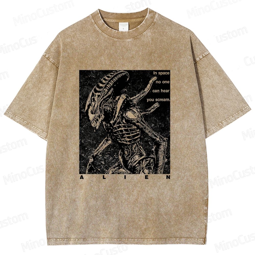 Vintage - style Alien Movie Graphic T - shirt
