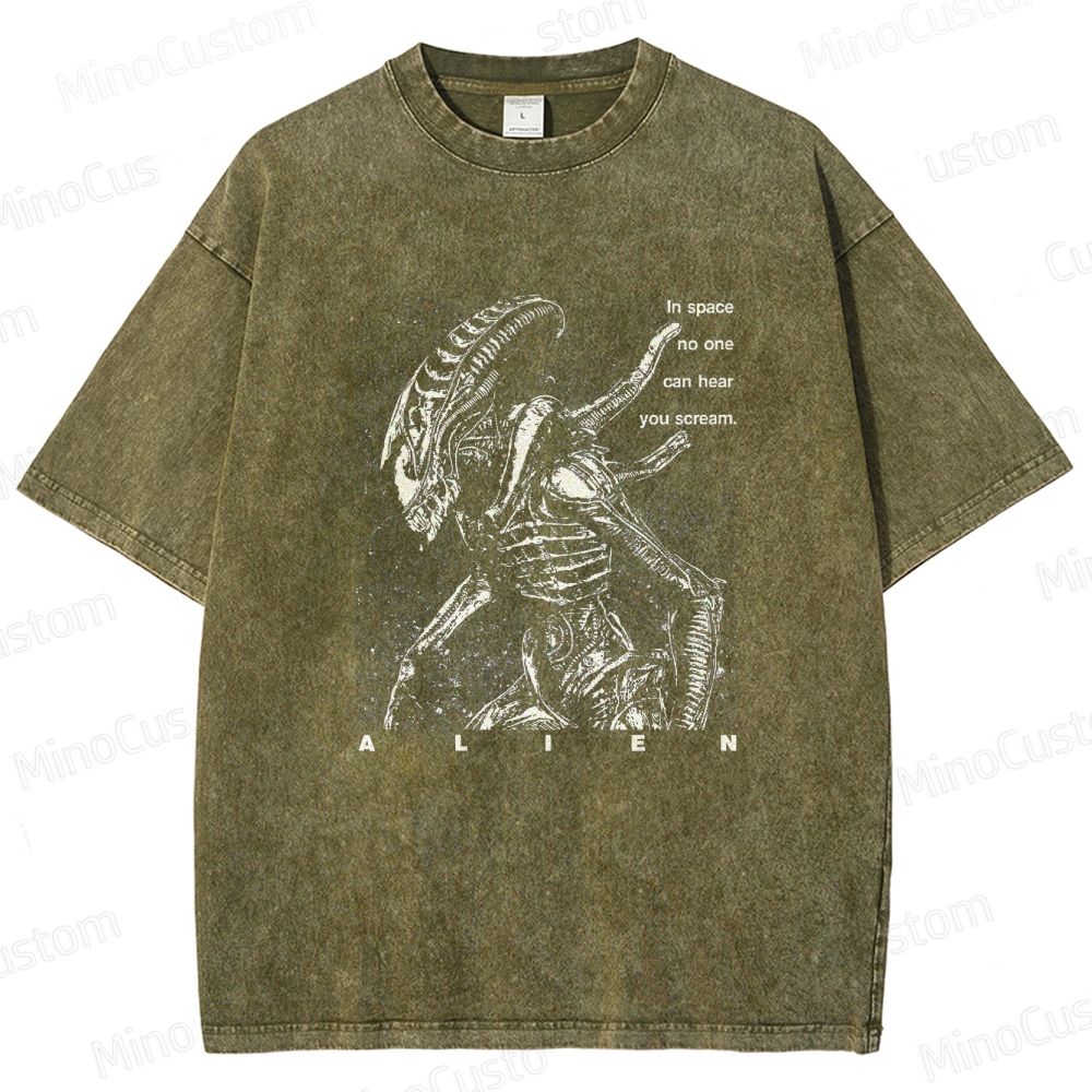 Vintage - style Alien Movie Graphic T - shirt