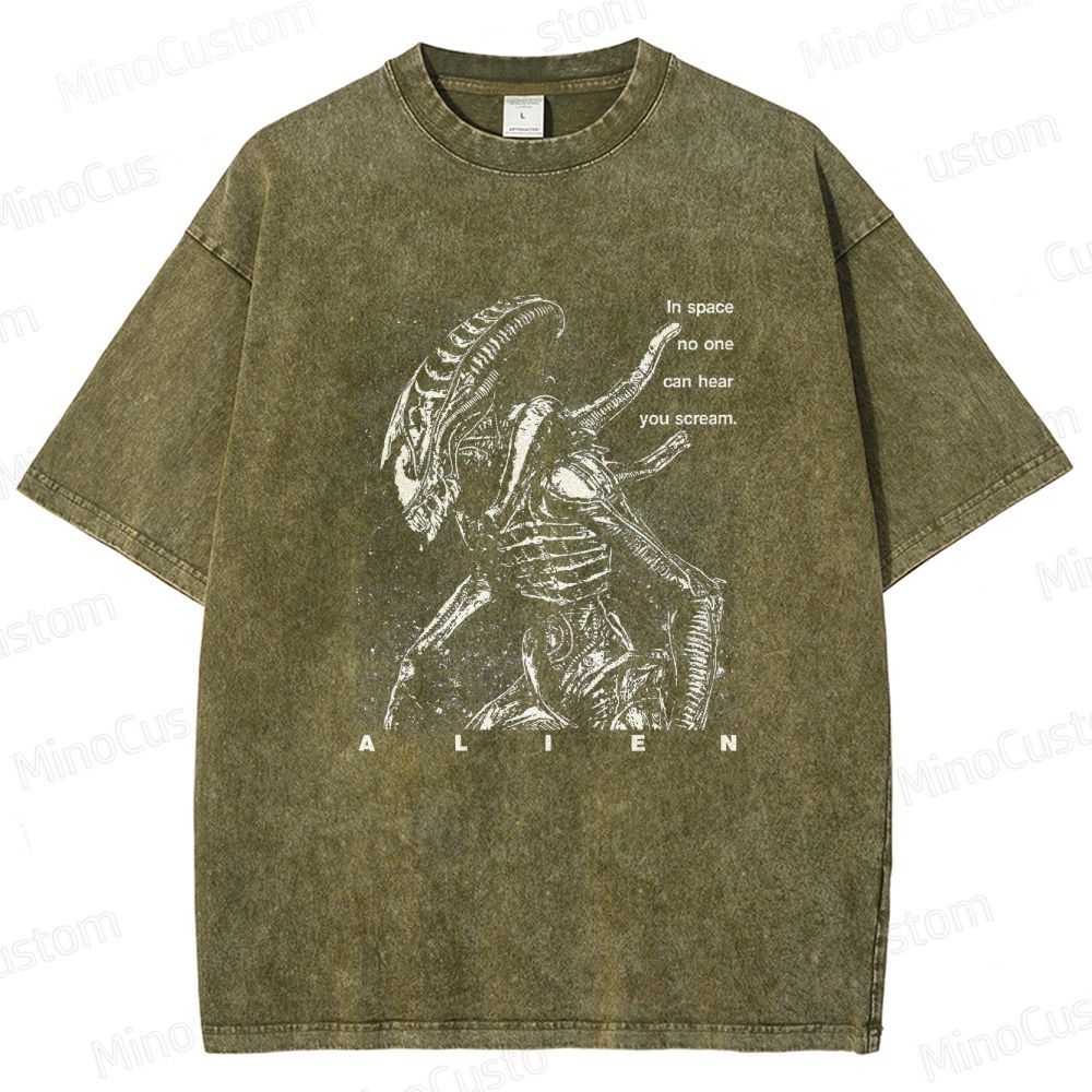 Vintage - style Alien Movie Graphic T - shirt