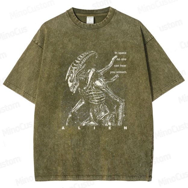 Vintage - style Alien Movie Graphic T - shirt