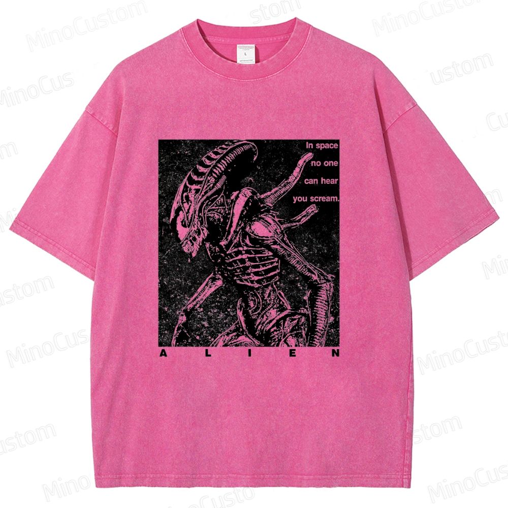 Vintage - style Alien Movie Graphic T - shirt