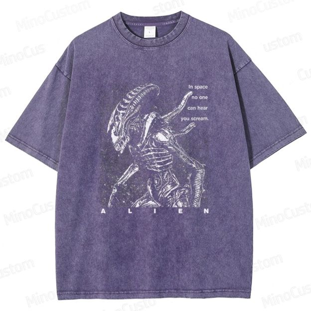 Vintage - style Alien Movie Graphic T - shirt