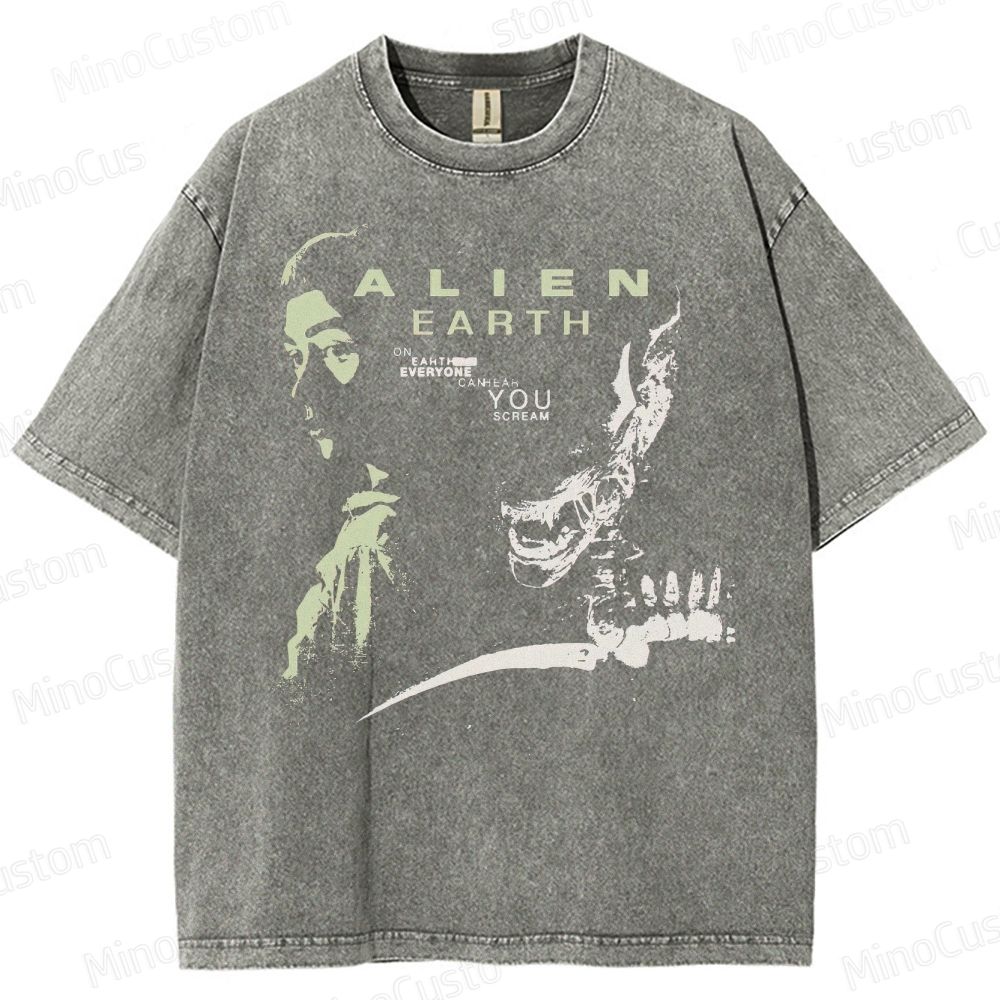  Alien Movie Retro  Washed T-Shirt