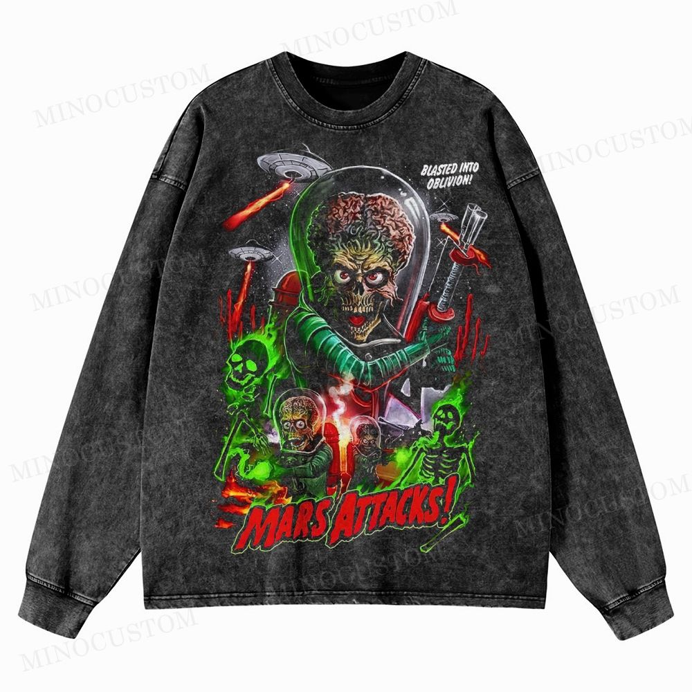 Mars Attacks! Retro Sci-Fi Washed Long-Sleeved T-Shirt 