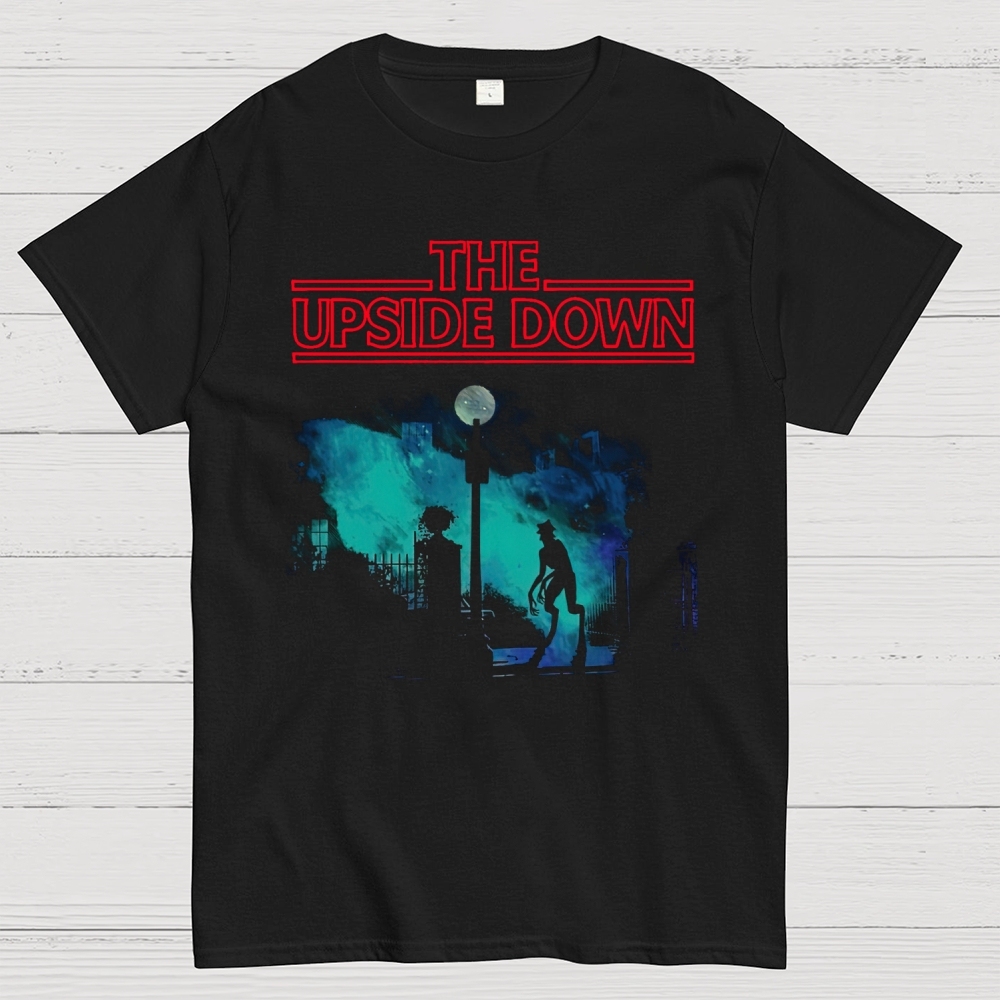 That Eerie Street Lamp Cotton T-shirt