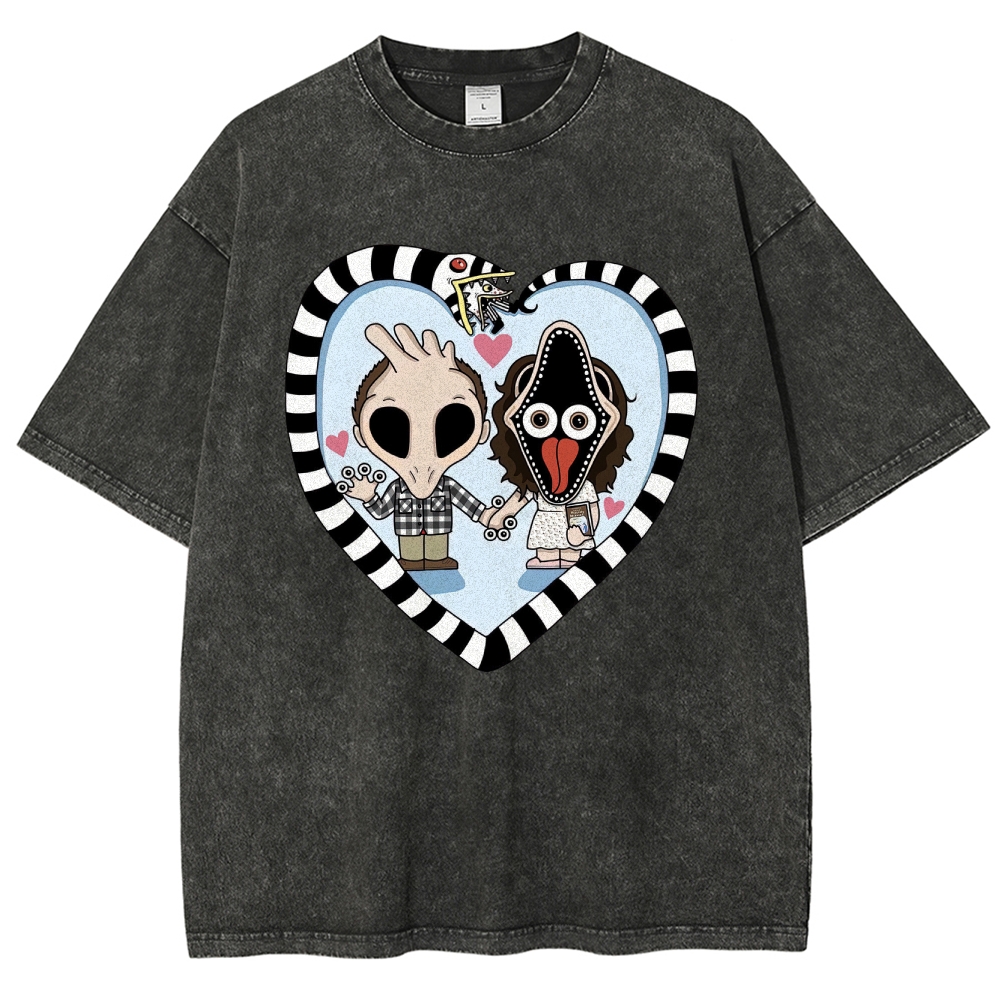 Zany Couple Heart Graphic Washed T-Shirt