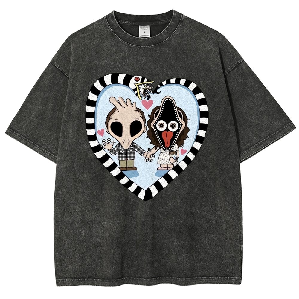 Zany Couple Heart Graphic Washed T-Shirt