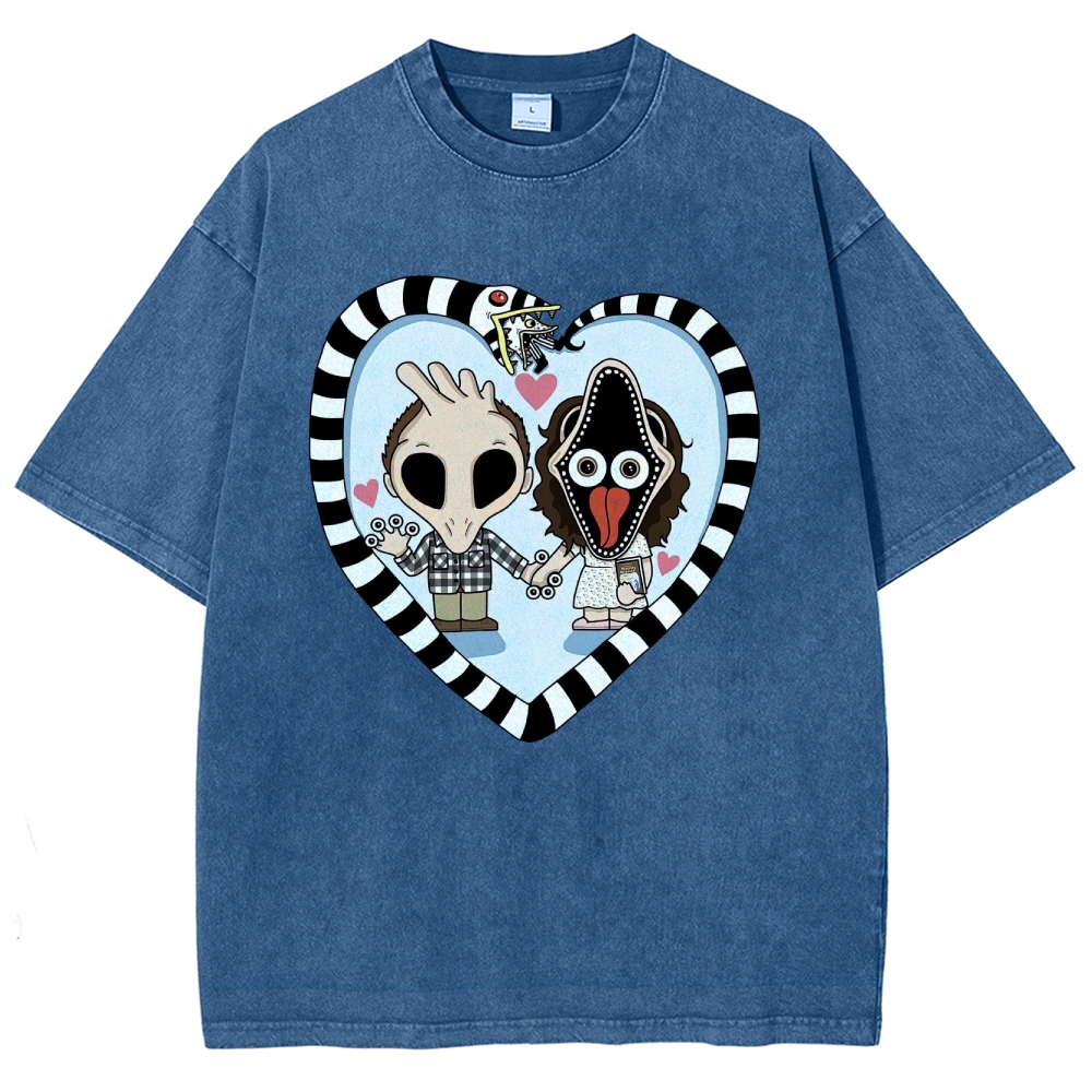 Zany Couple Heart Graphic Washed T-Shirt