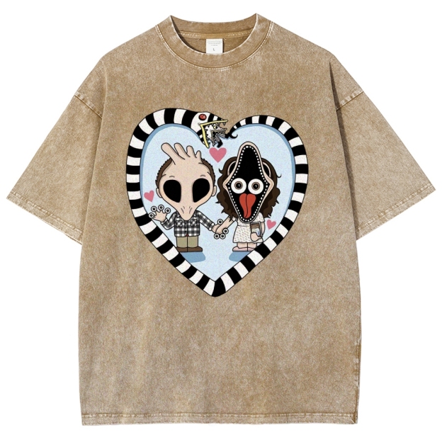 Zany Couple Heart Graphic Washed T-Shirt