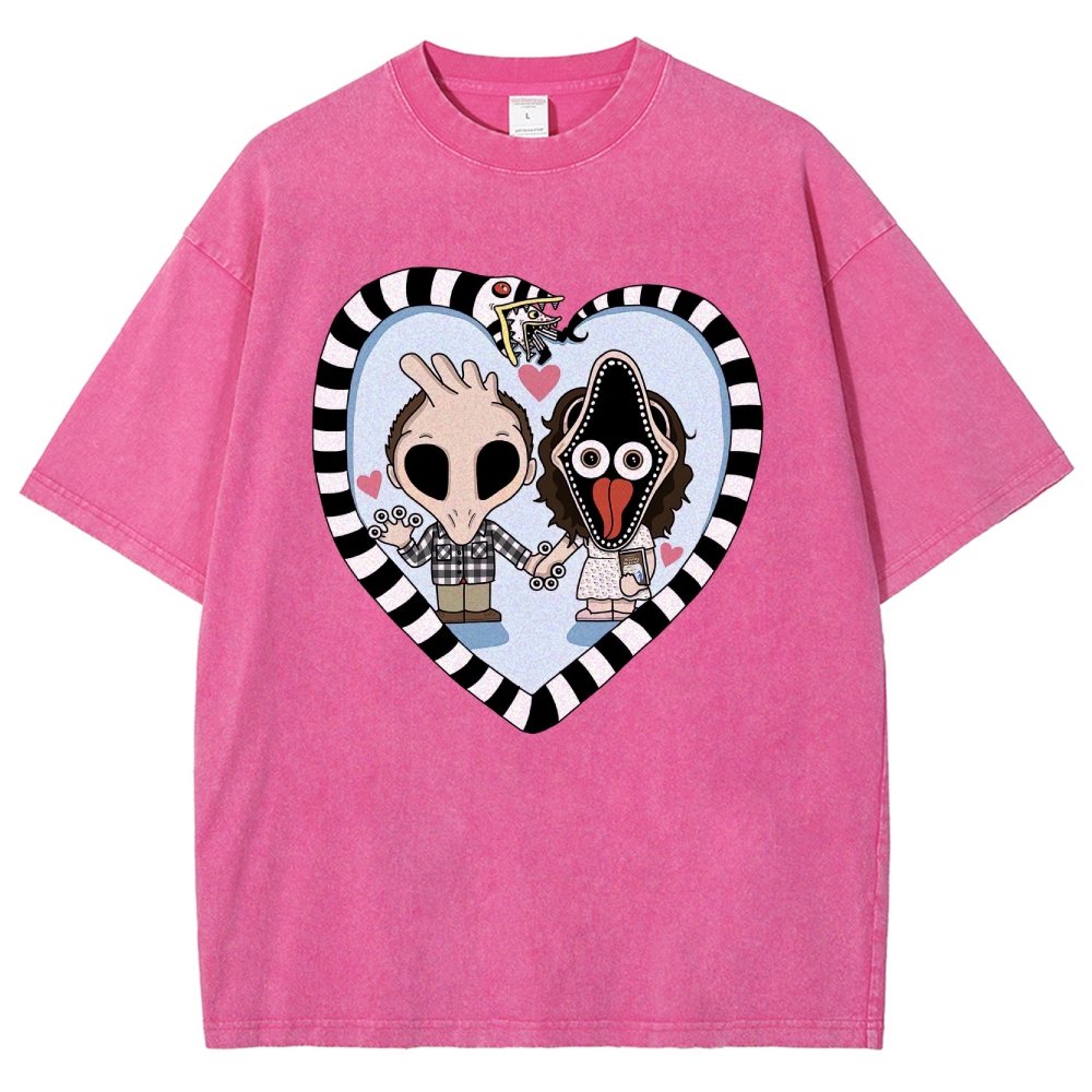 Zany Couple Heart Graphic Washed T-Shirt
