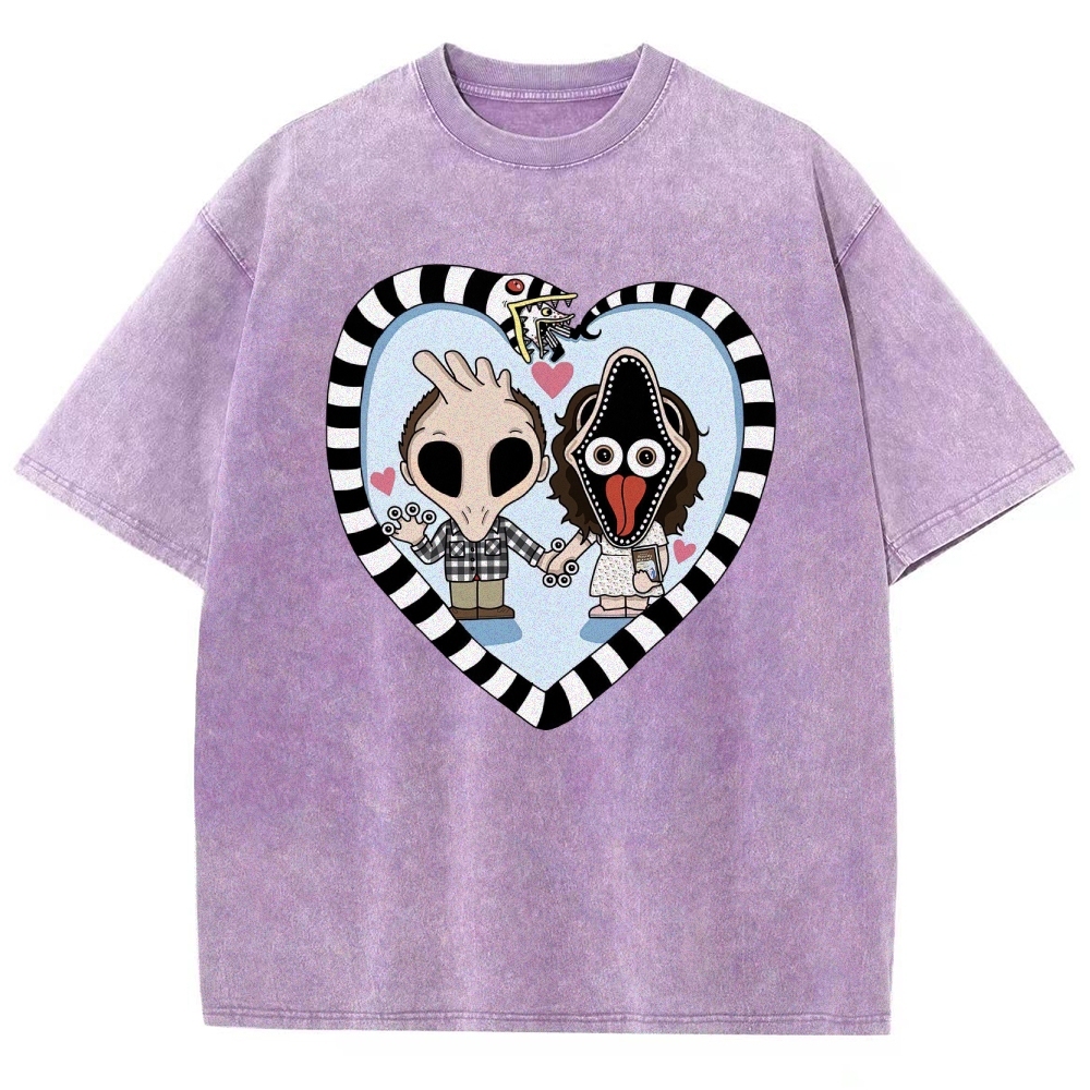 Zany Couple Heart Graphic Washed T-Shirt
