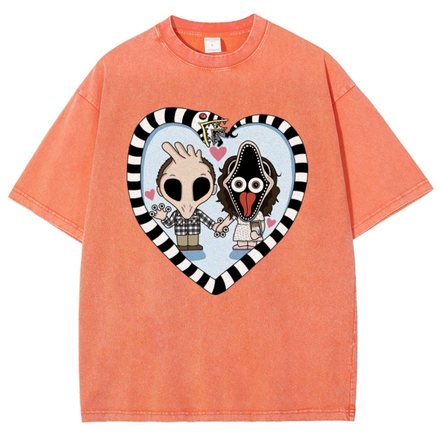 Zany Couple Heart Graphic Washed T-Shirt
